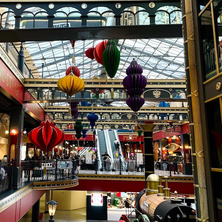 Family-friendly shopping and daily life in Italy